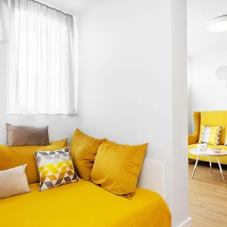 Center By Renters