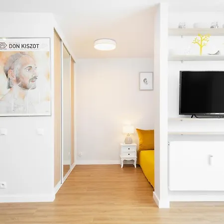 Center By Renters * Warsaw