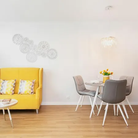 Center By Renters Warschau
